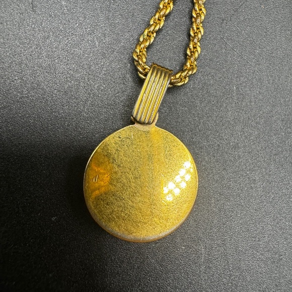 LOT 1569 18K gold plated Christian Dior vintage necklace - Picture 9 of 9